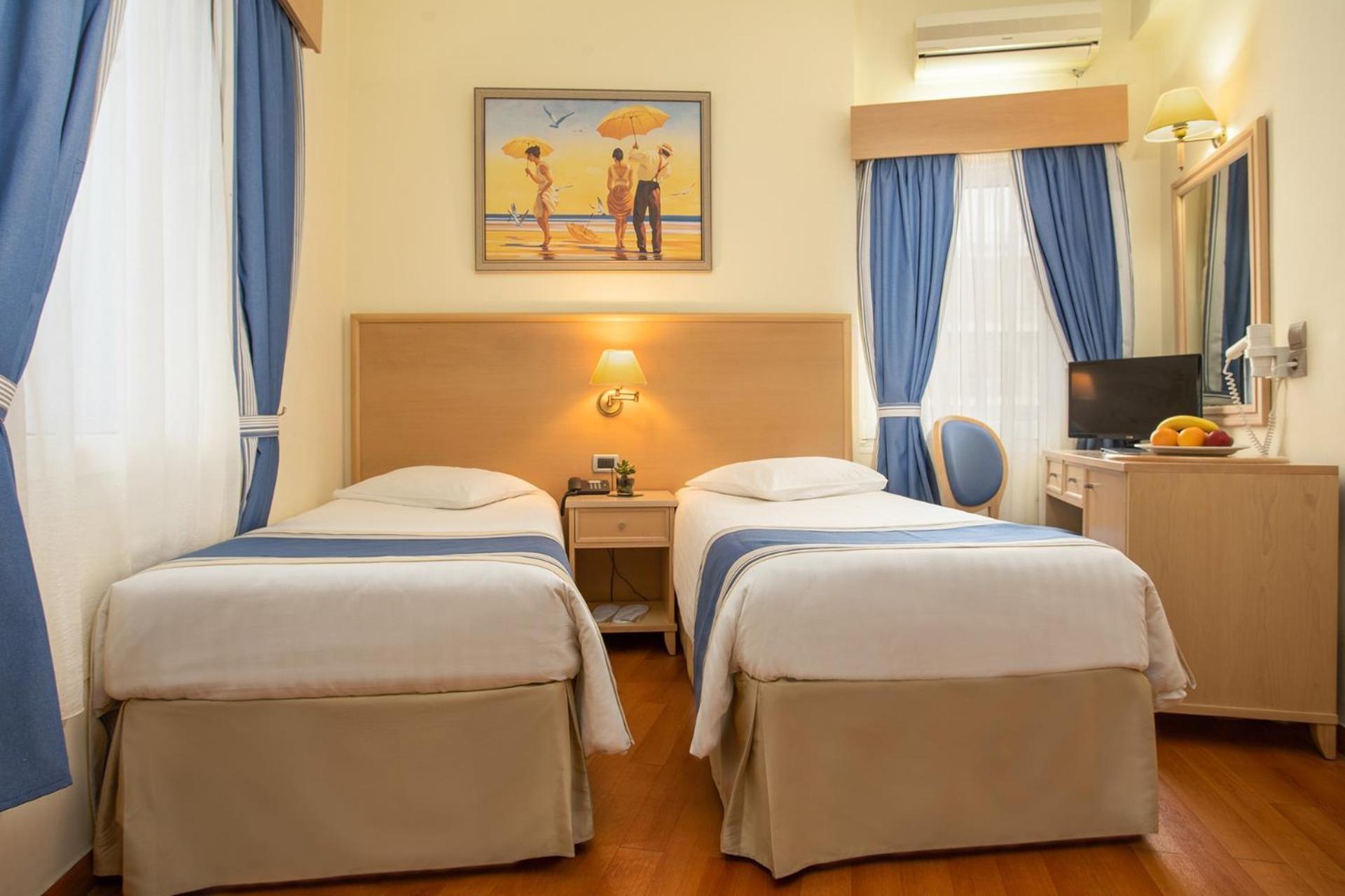 Blue Sea Hotel Mytilíni Kültér fotó